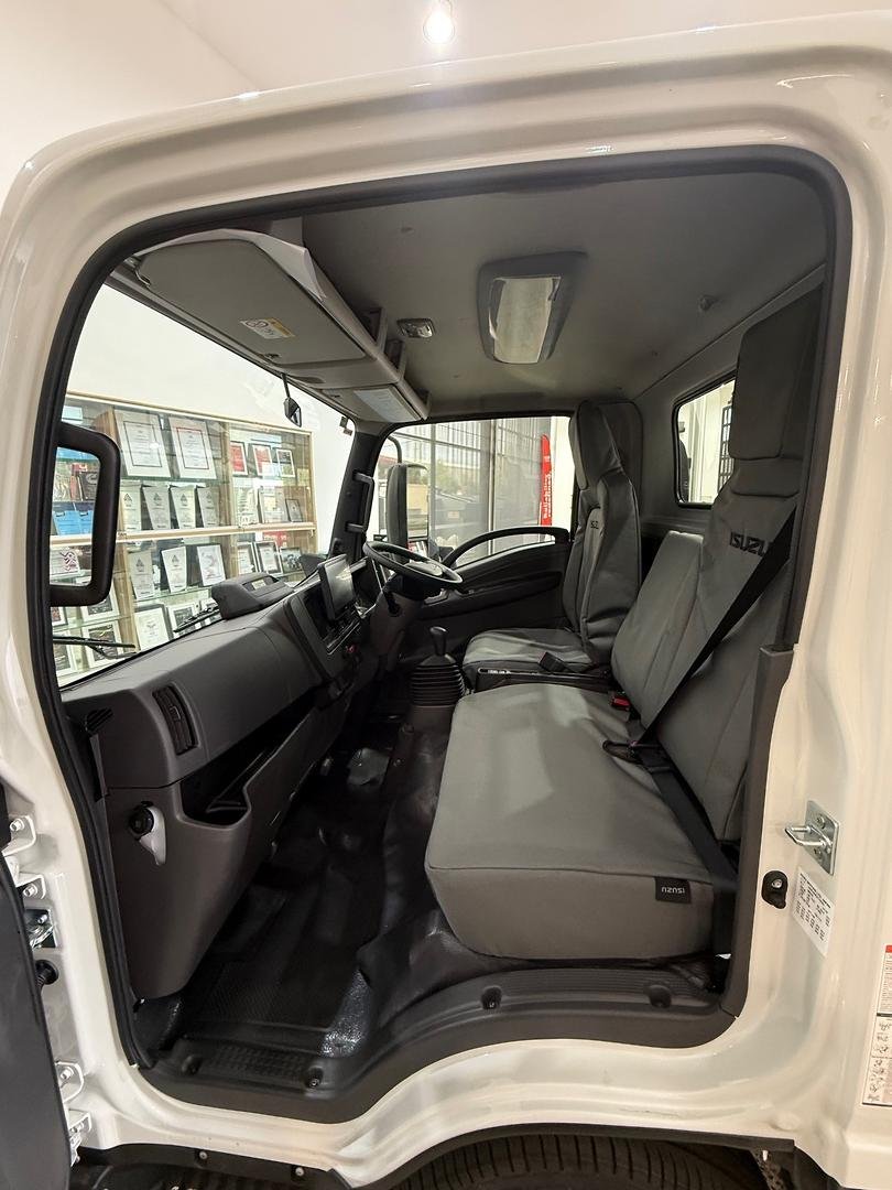 2026 Isuzu N Series Nlr 45-150 Mt D25 Traypack image 11
