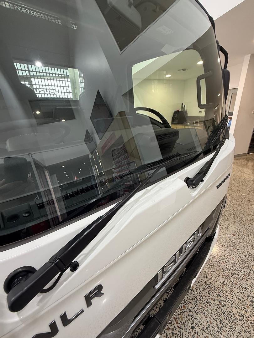 2026 Isuzu N Series Nlr 45-150 Mt D25 Traypack image 12