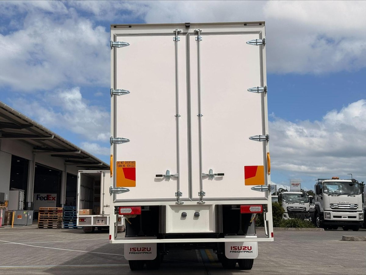 2026 Isuzu F Series image 10