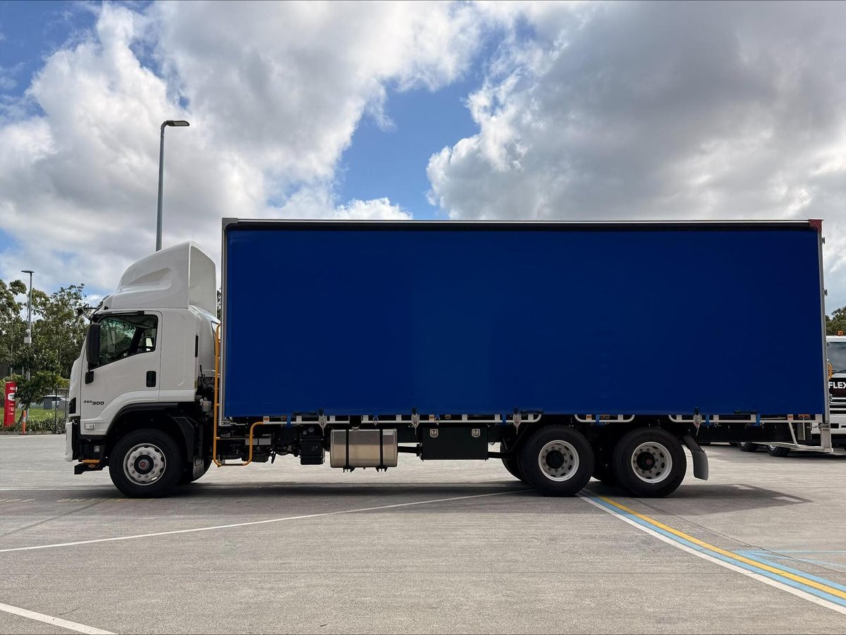 2026 Isuzu F Series image 8