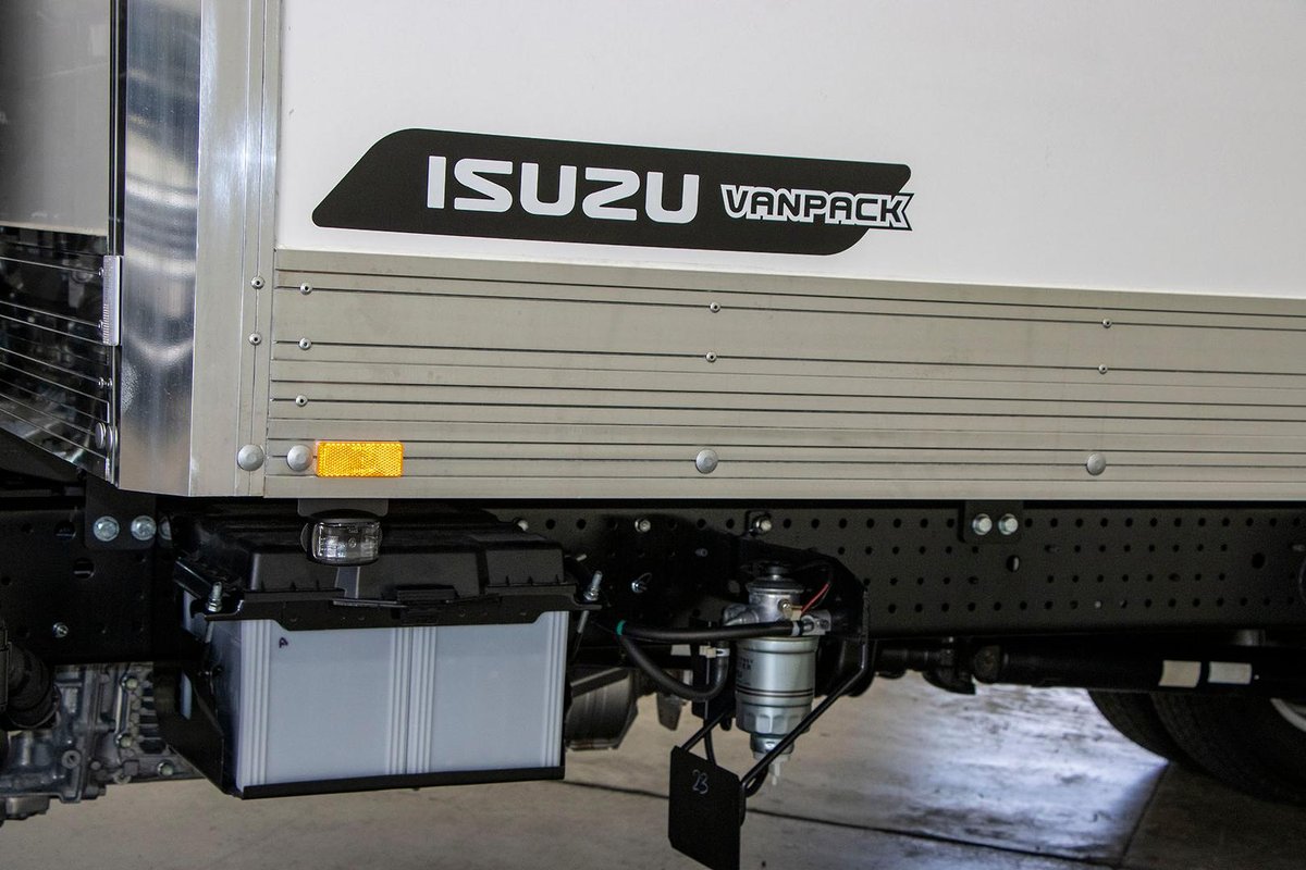 2026 Isuzu N Series NNR 45-150 DT D34 Vanpack image 20