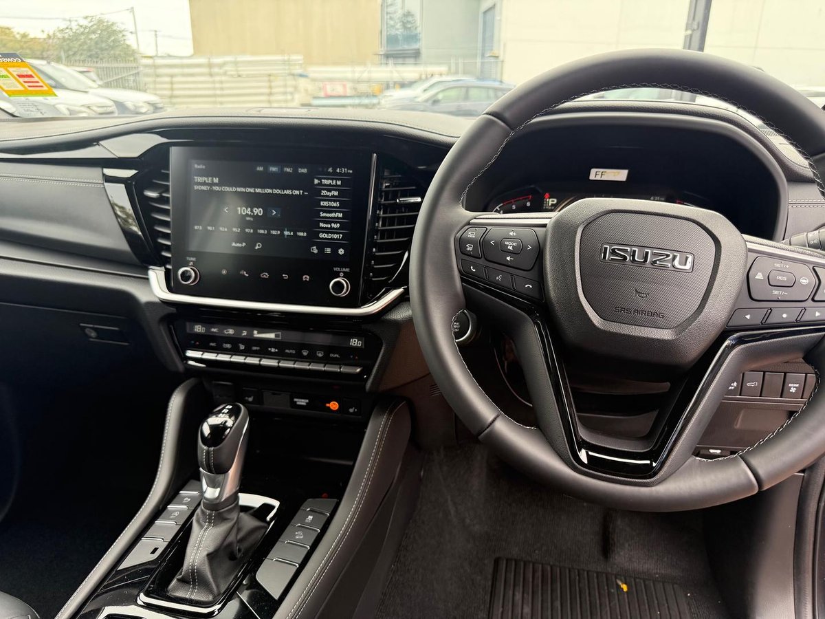 2026 Isuzu MU-X LS-T MY25.5 4X4 Dual Range image 20