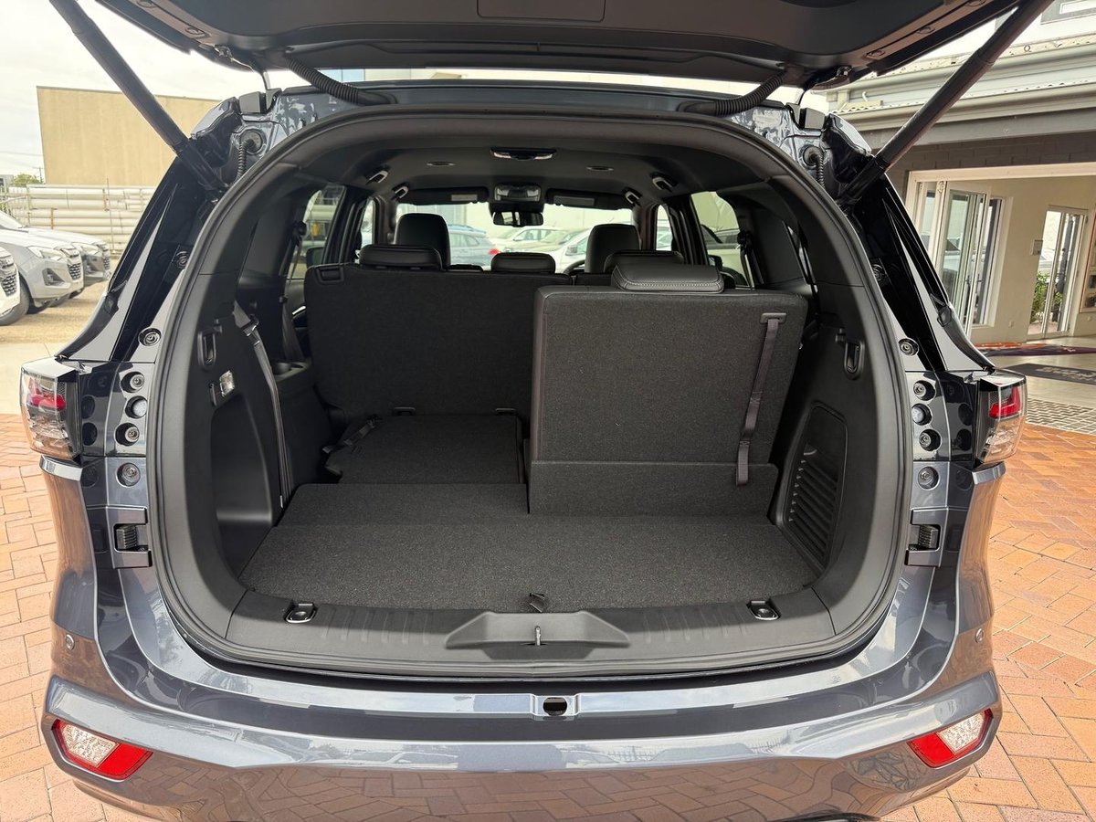 2026 Isuzu MU-X LS-T MY25.5 4X4 Dual Range image 12