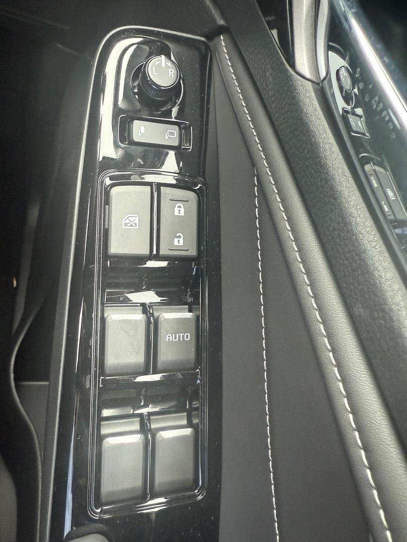 2026 Isuzu MU-X LS-T MY25.5 4X4 Dual Range image 33