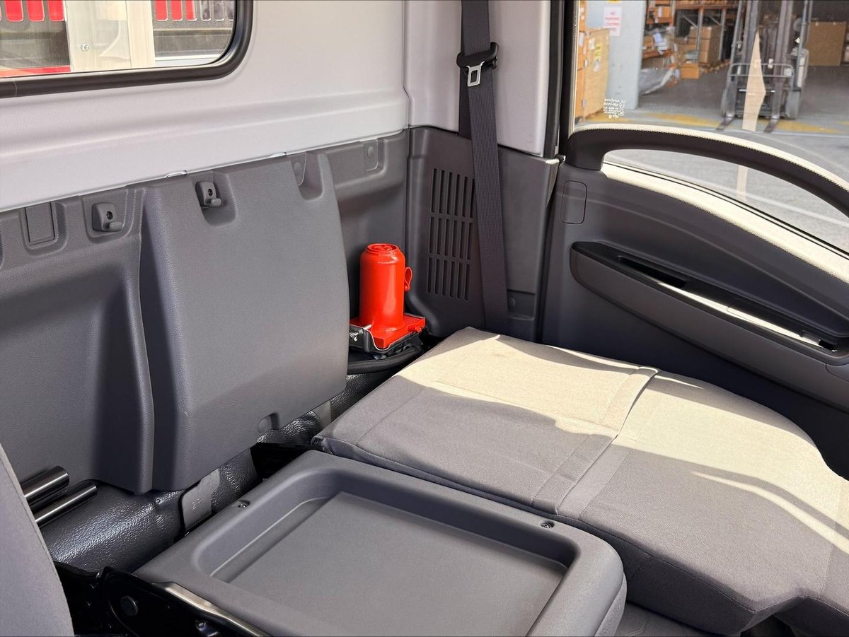 2026 Isuzu N Series NMR 65/45-150 SERVICEPACK-X image 12
