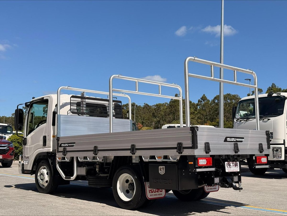 2026 Isuzu N Series NPR 65/45-175 DT D28 TRADEPACK image 9