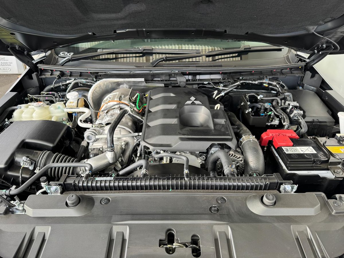 2025 Mitsubishi Triton GLX+ MV MY25 4X4 Dual Range image 14