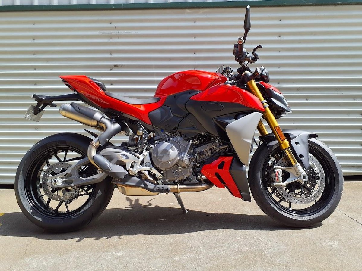 2026 Ducati Streetfighter V2 S Streetfighter Red