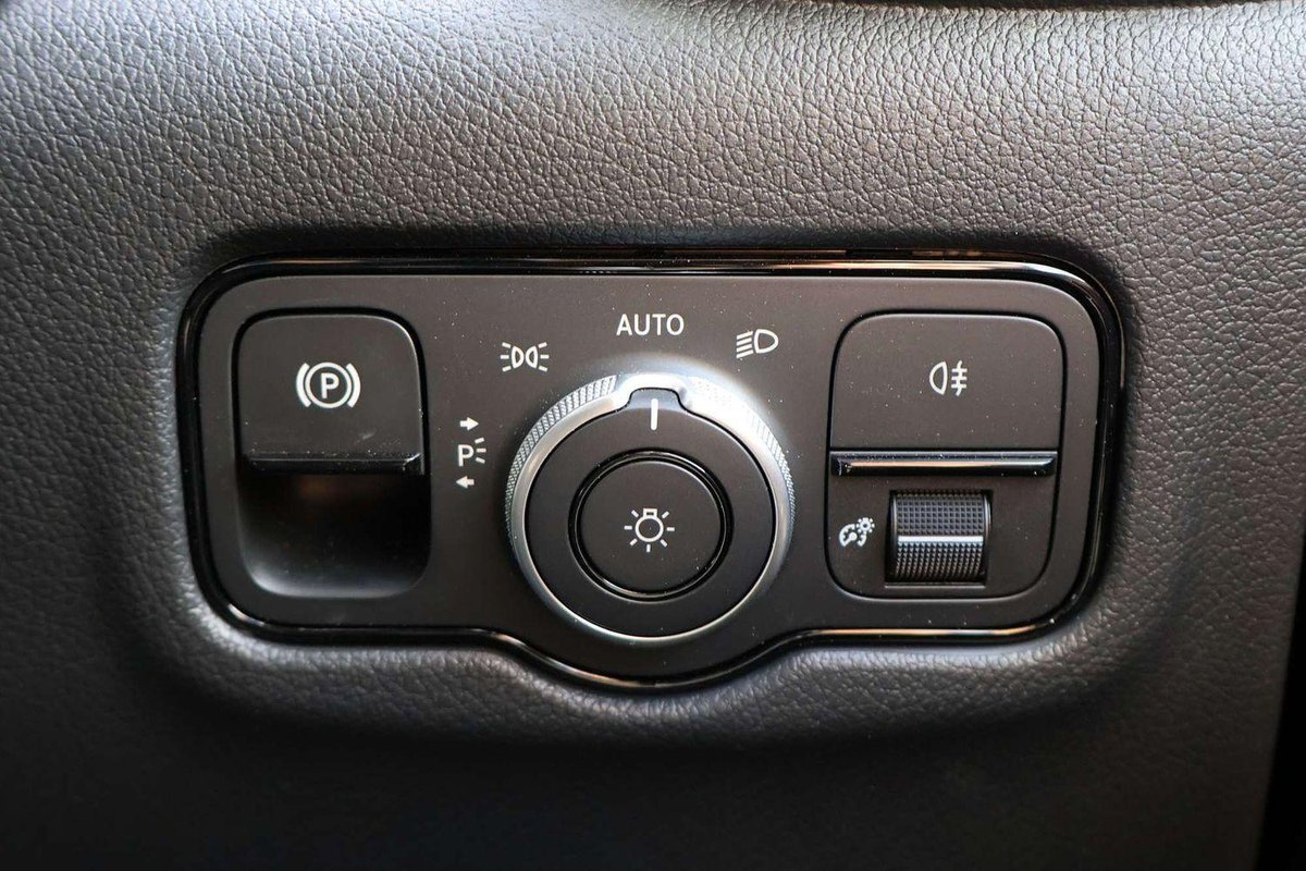 2025 Mercedes-Benz Vito 116CDI 447 image 27