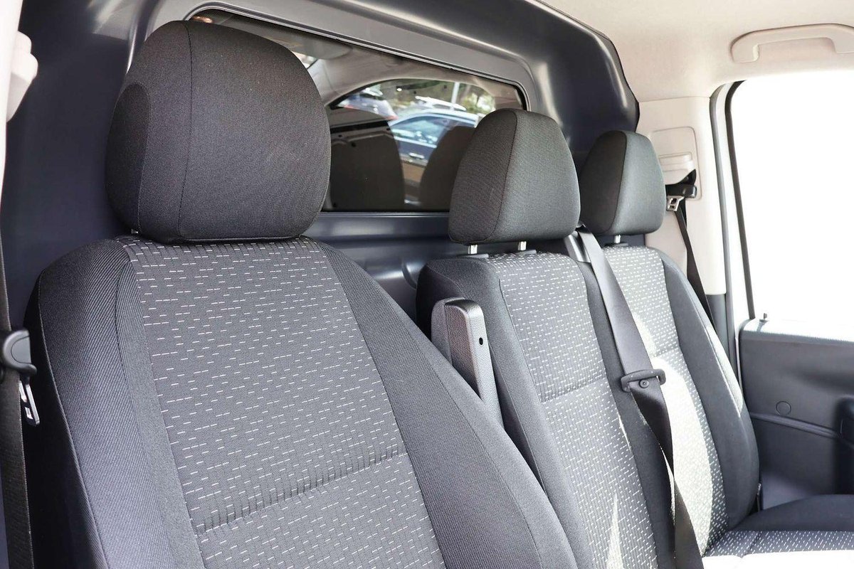 2025 Mercedes-Benz Vito 116CDI 447 image 7