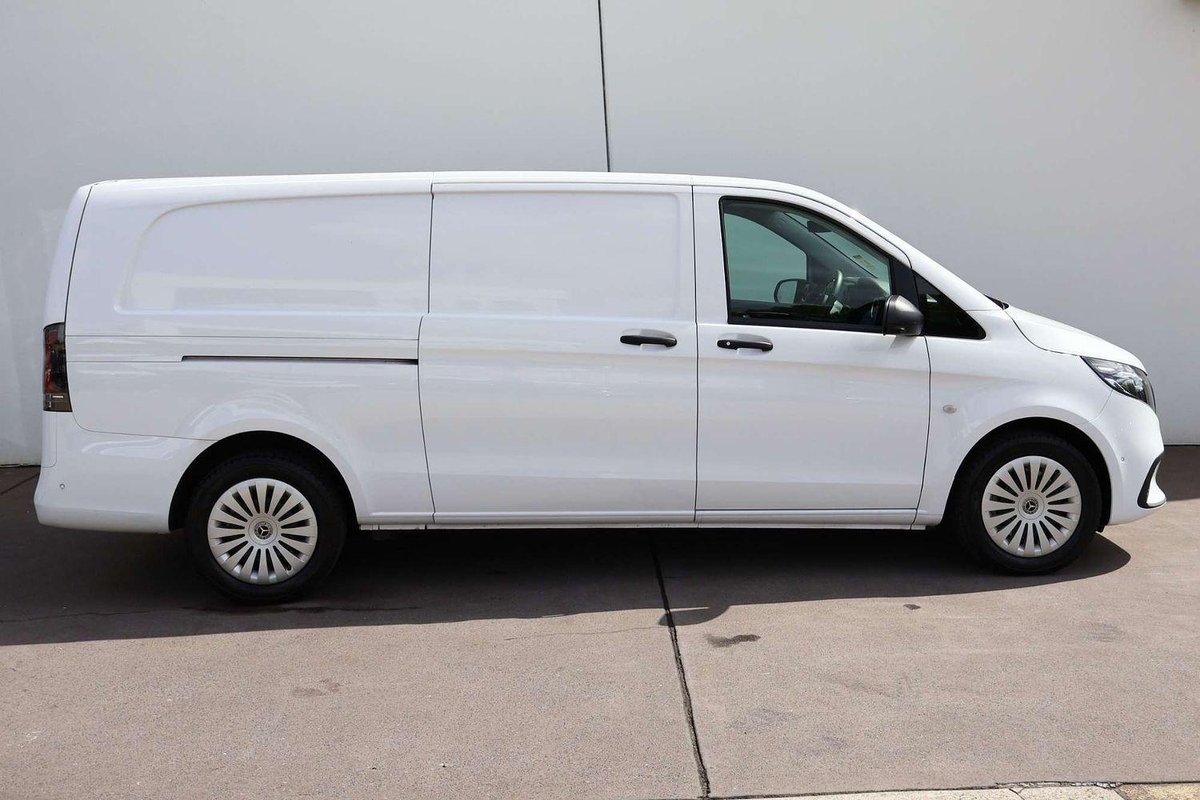 2025 Mercedes-Benz Vito 116CDI 447 image 8