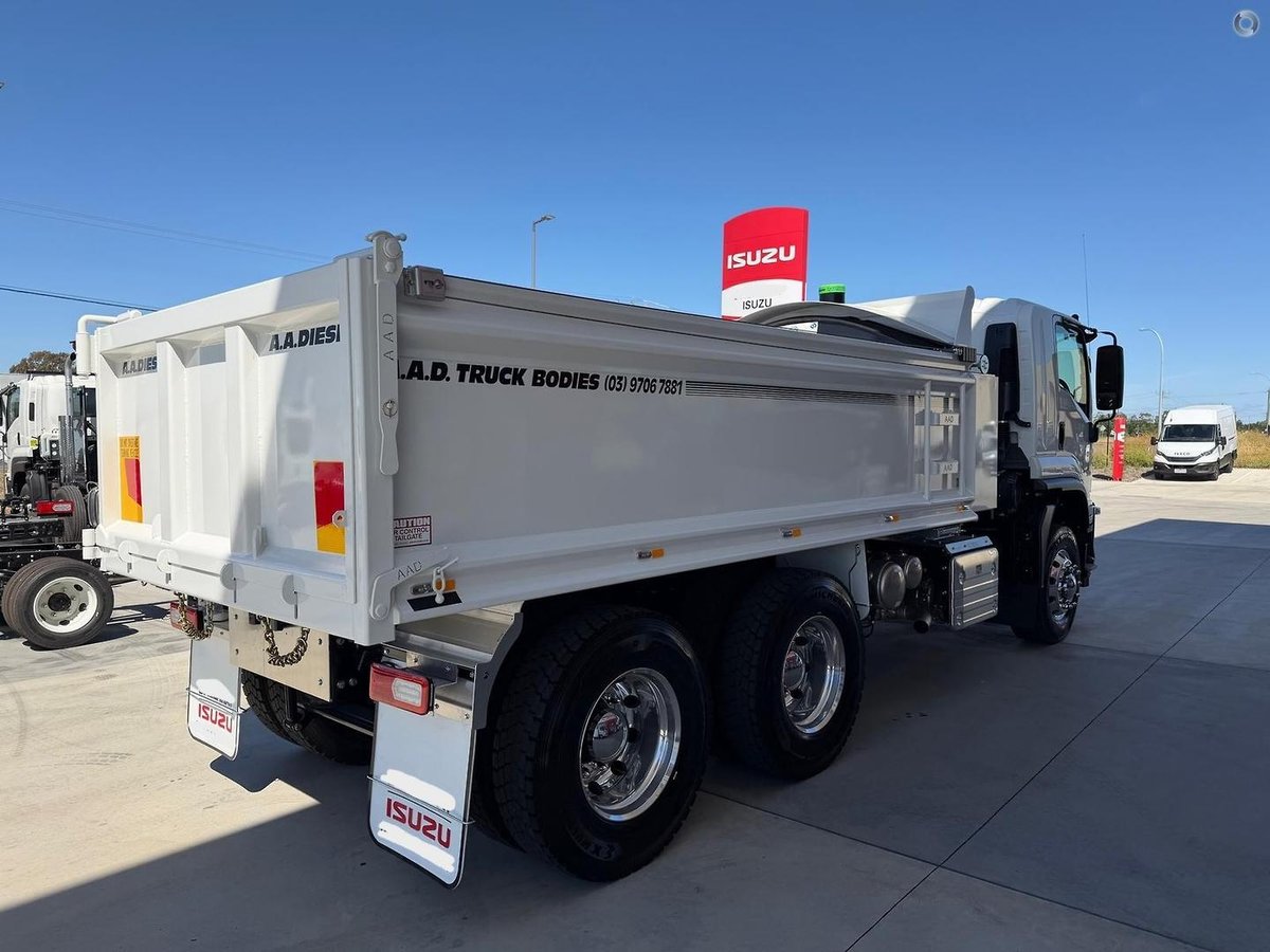 2025 Isuzu F Series FVY 260-300 AT R46 image 4