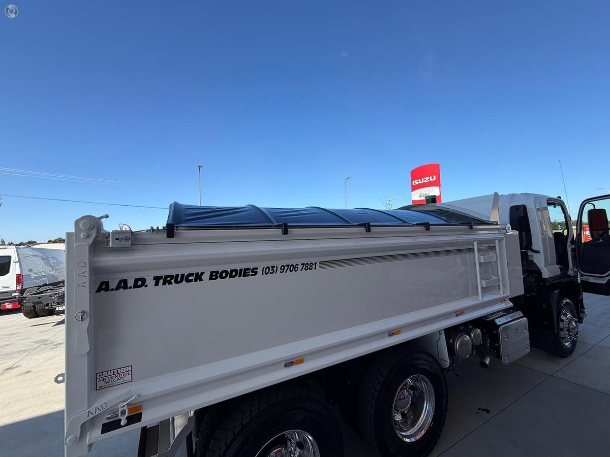 2025 Isuzu F Series FVY 260-300 AT R46 image 14