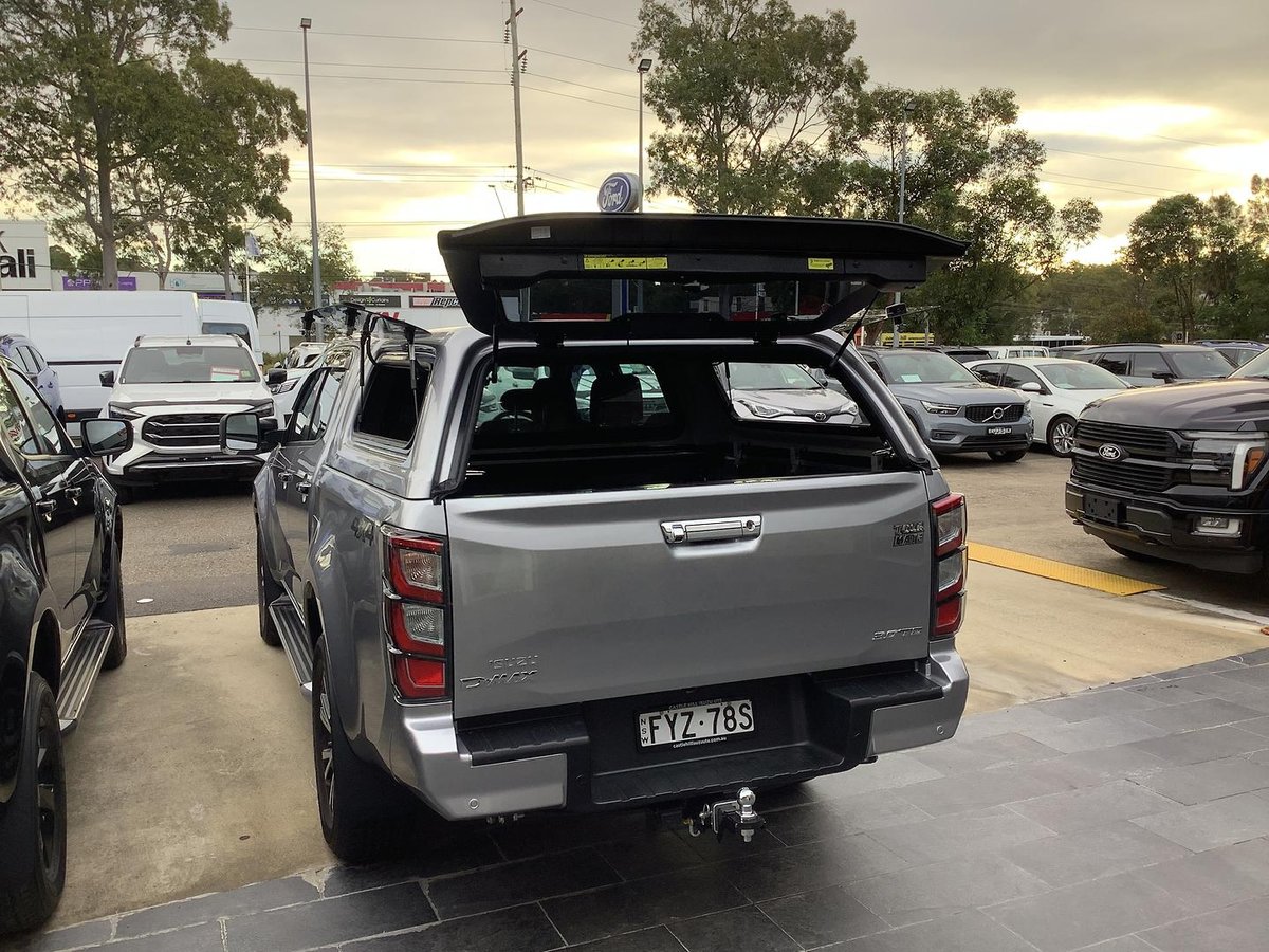 2025 Isuzu D-MAX LS-U MY25.5 4X4 Dual Range image 8