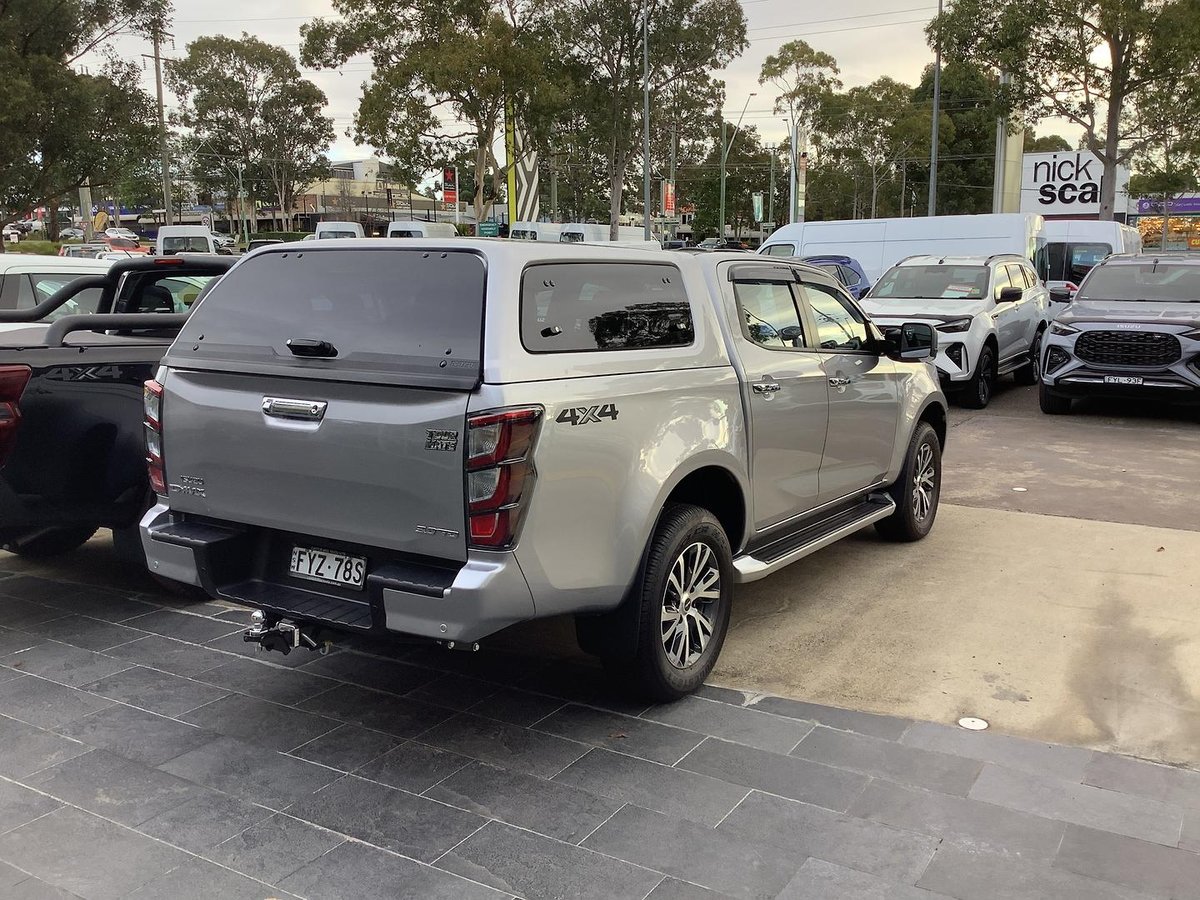 2025 Isuzu D-MAX LS-U MY25.5 4X4 Dual Range image 10