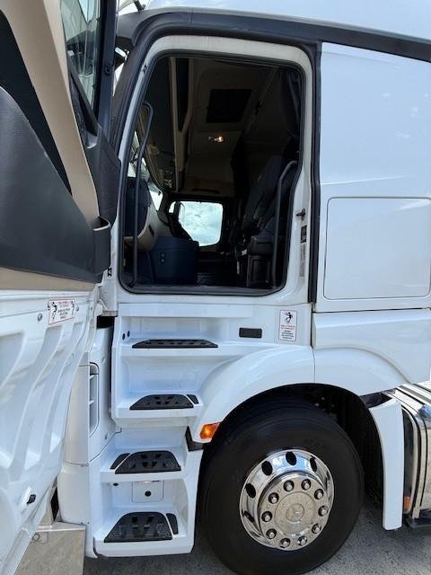 2020 Mercedes-Benz Actros 2658 Actros 2658 image 9