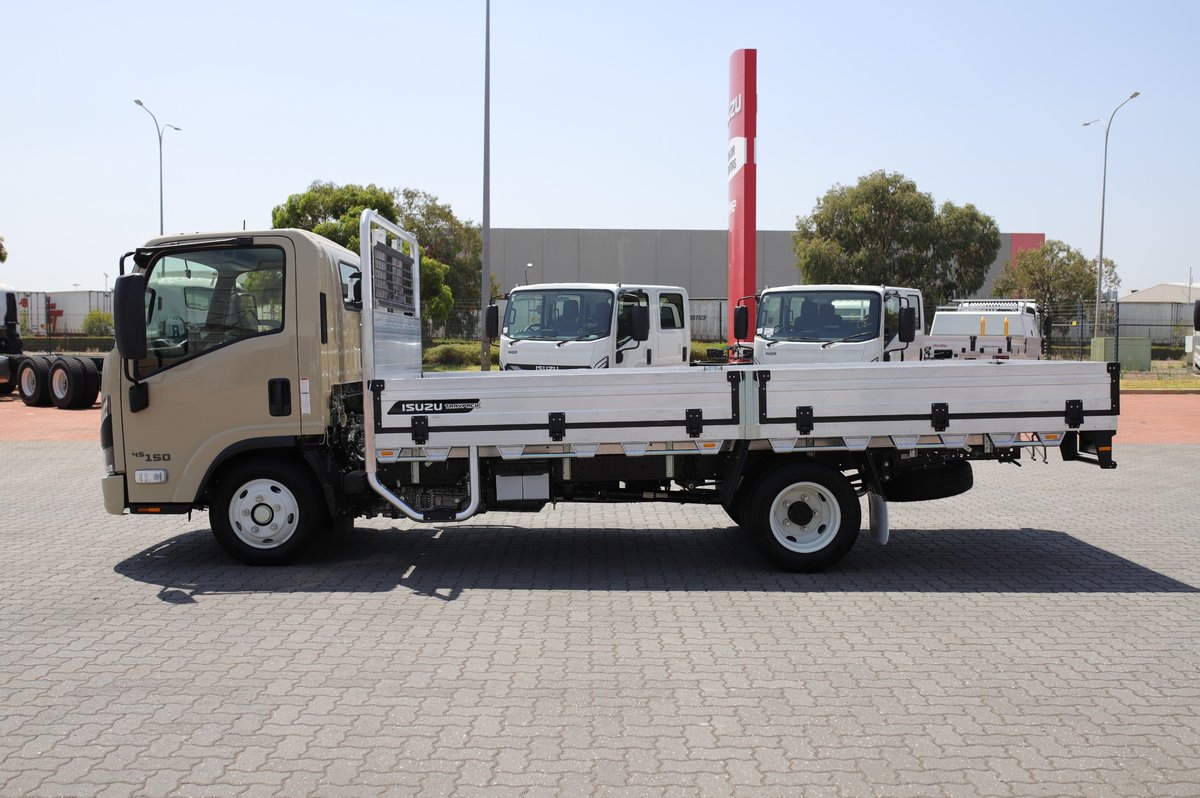 2026 Isuzu Trucks Nlr 45-150 Dt D34 Traypack image 5