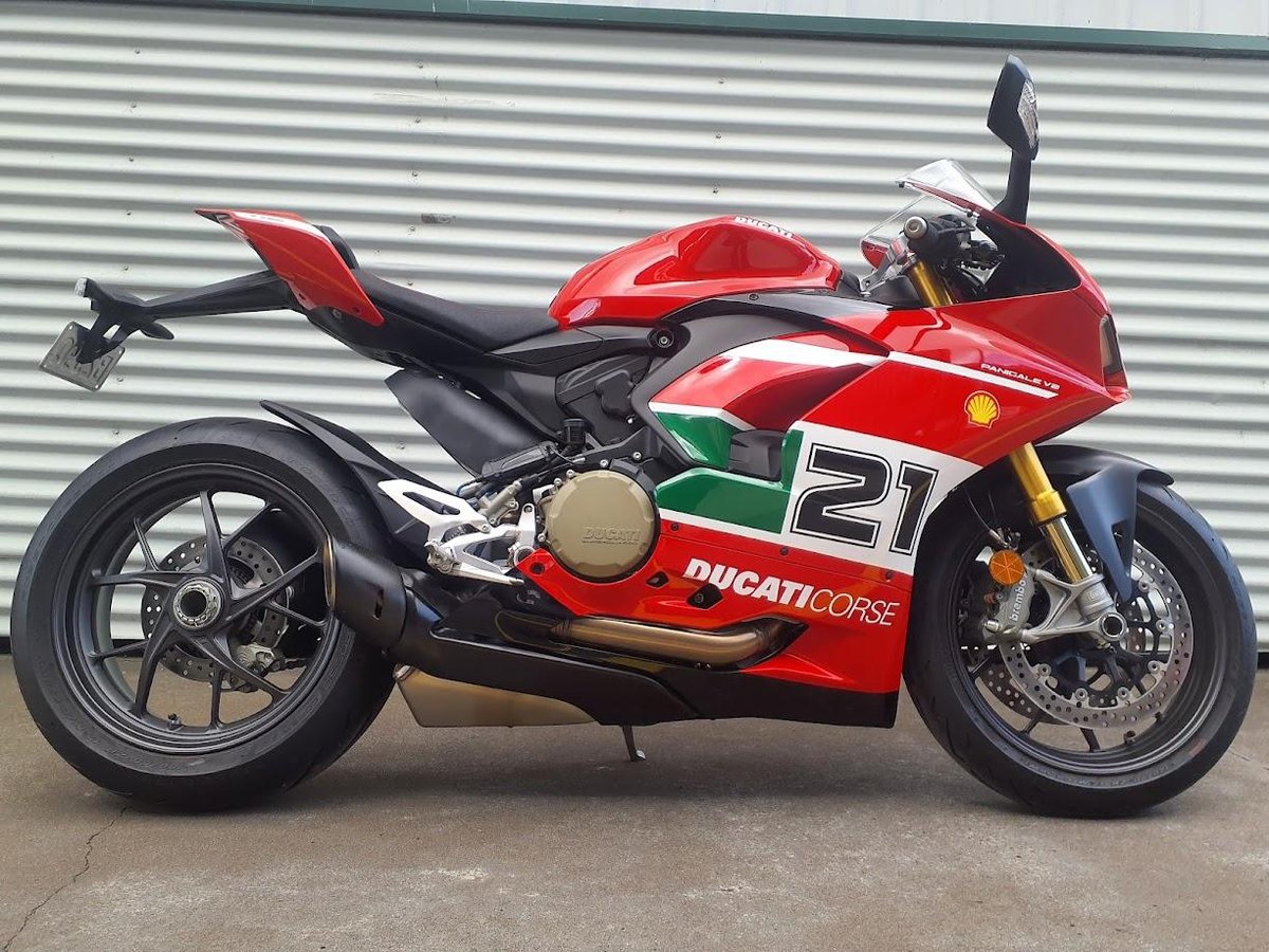 2023 Ducati Panigale Bayliss 1st Championship 20th Anniversary Panigale Red