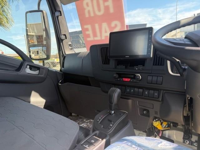 2025 Isuzu N Series NLR image 9