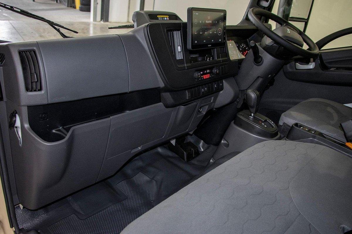 2026 Isuzu N Series image 6