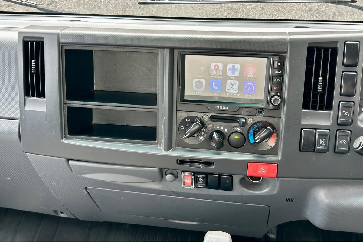 2020 Isuzu N Series NNR 45-150 image 27