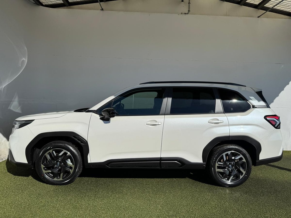 2026 Subaru Forester Touring S6 MY26 AWD image 15