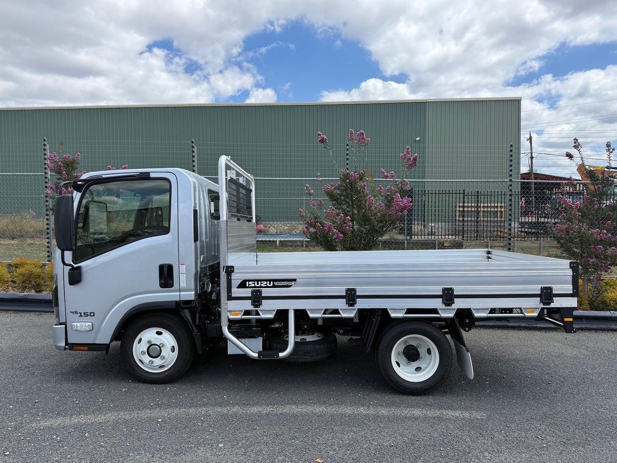 2026 Isuzu N Series Nlr 45-150 Dt D25 image 3