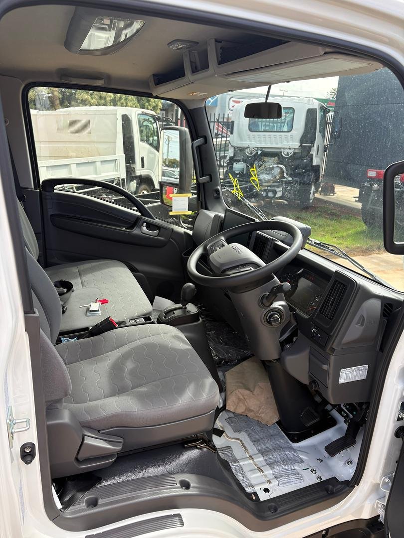 2026 Isuzu N Series NLR 45-150 DT D34 Traypack image 14