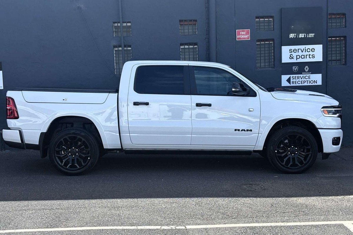 2026 RAM 1500 Limited Hurricane HO RamBox DT MY26 4X4 Dual Range image 8