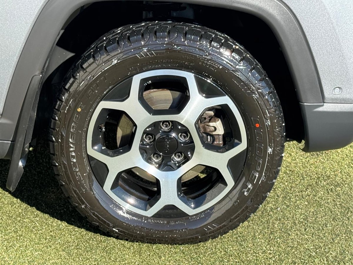 2022 Jeep Compass Trailhawk M6 MY22 4X4 Dual Range image 23