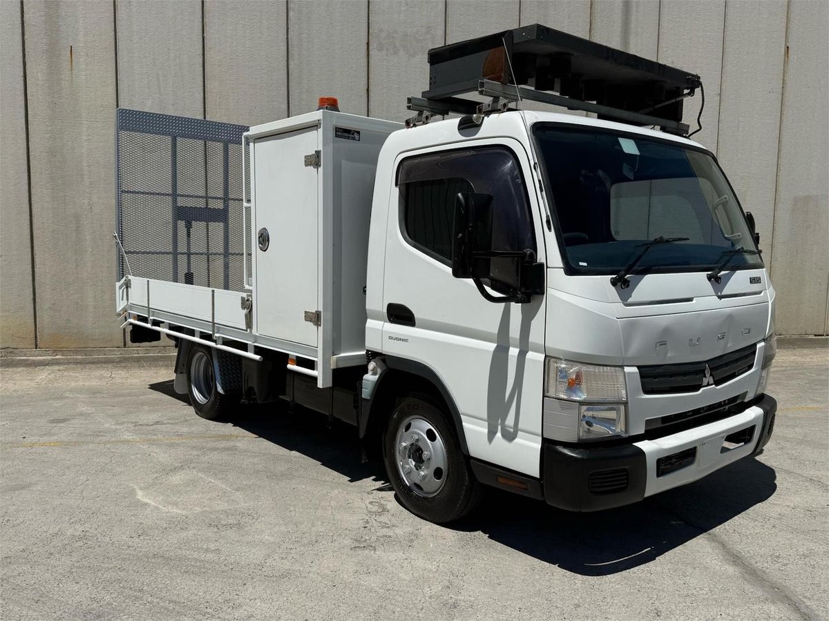 2016 Fuso Canter 515 image 10