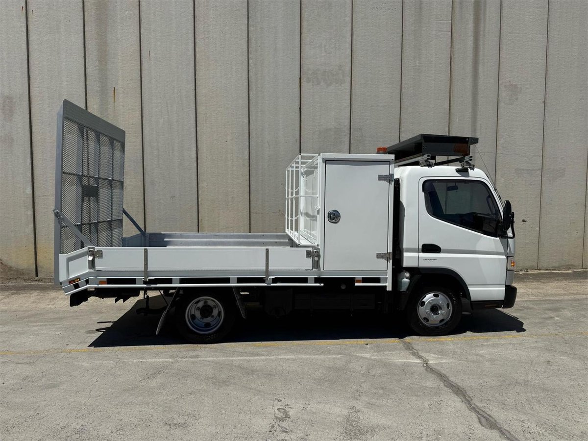 2016 Fuso Canter 515 image 7