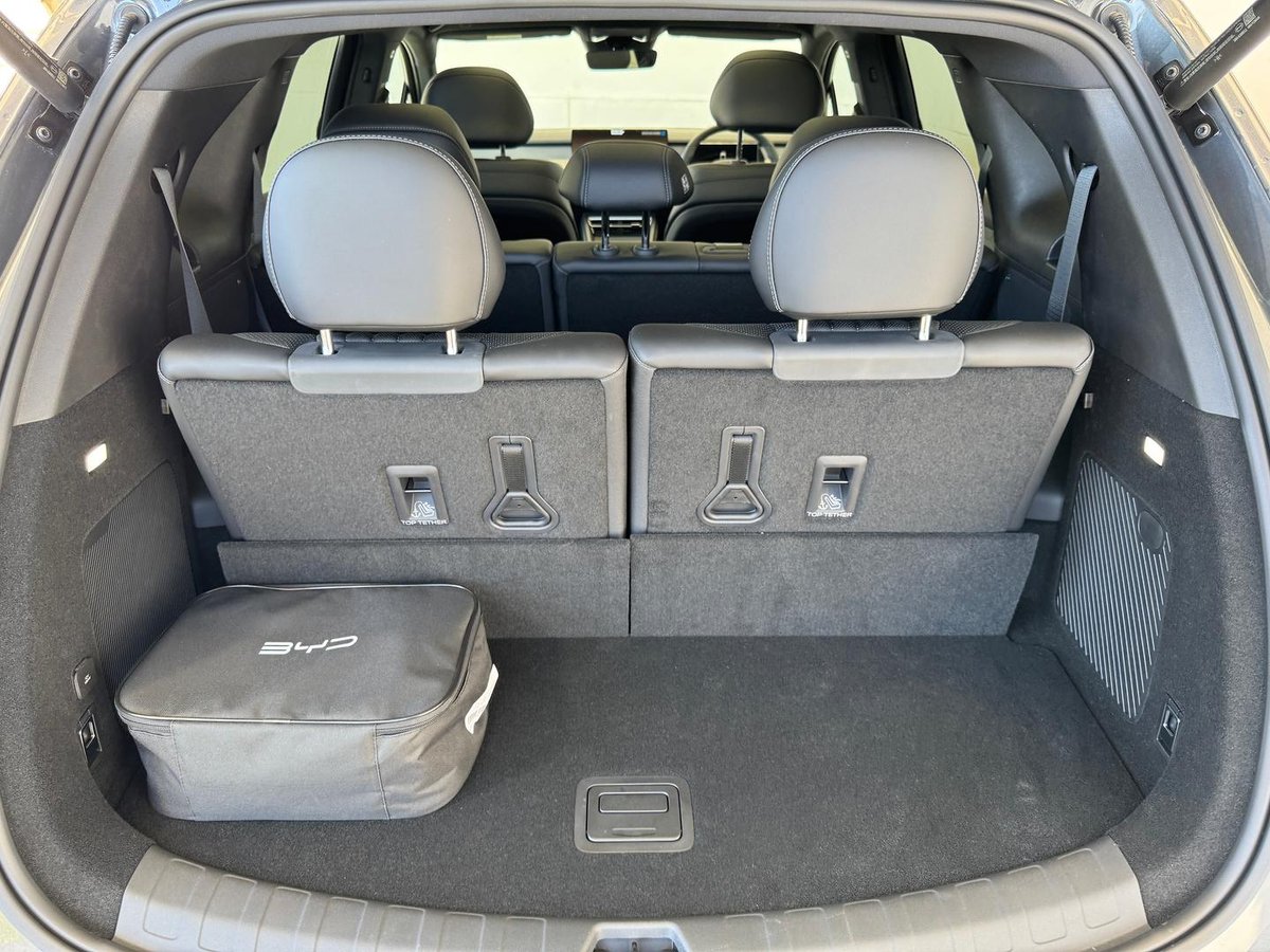 2025 BYD SEALION 8 Premium AWD MY26 AWD image 10