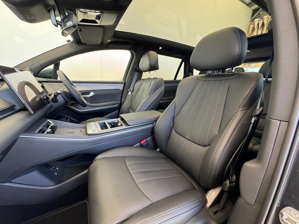 2025 BYD SEALION 8 Premium AWD MY26 AWD image 17