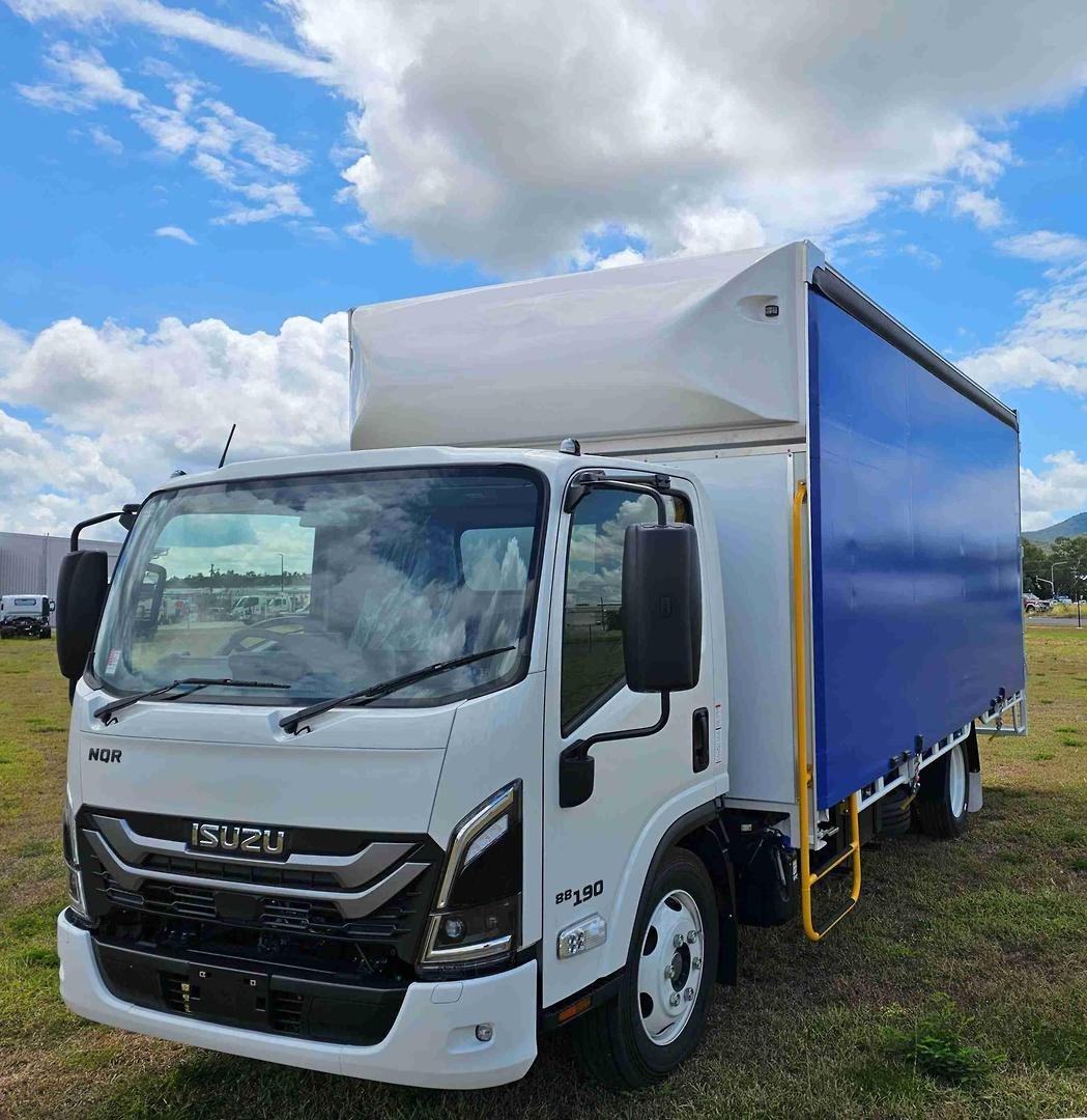 2025 Isuzu Nqr 88-190 Am D42 image 3