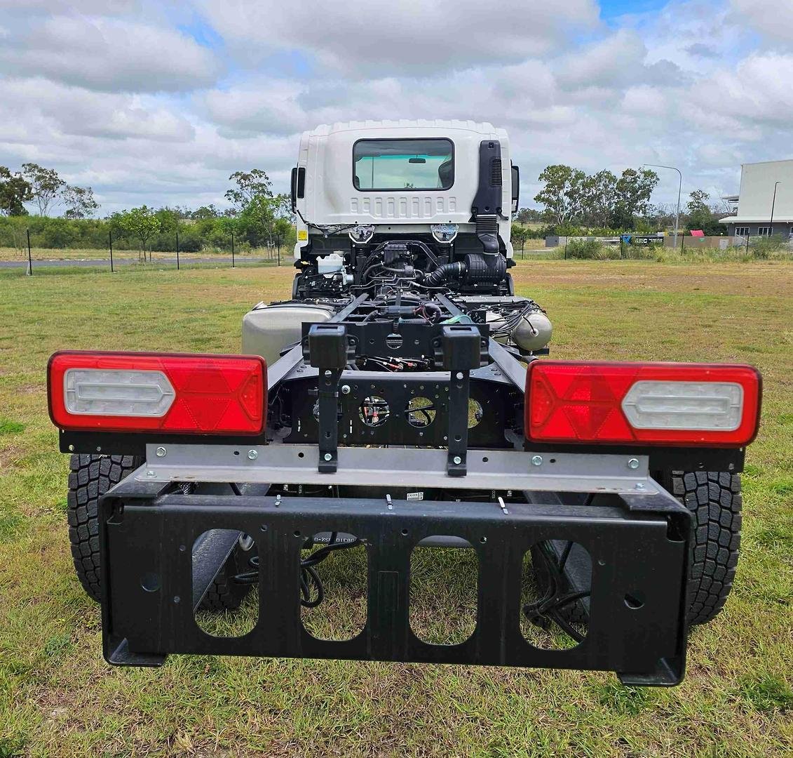 2025 Isuzu Fvr 170-300 At R60 image 6