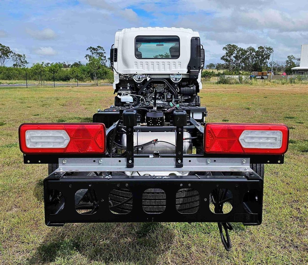 2025 Isuzu Frr 110-240 Am R56 image 5