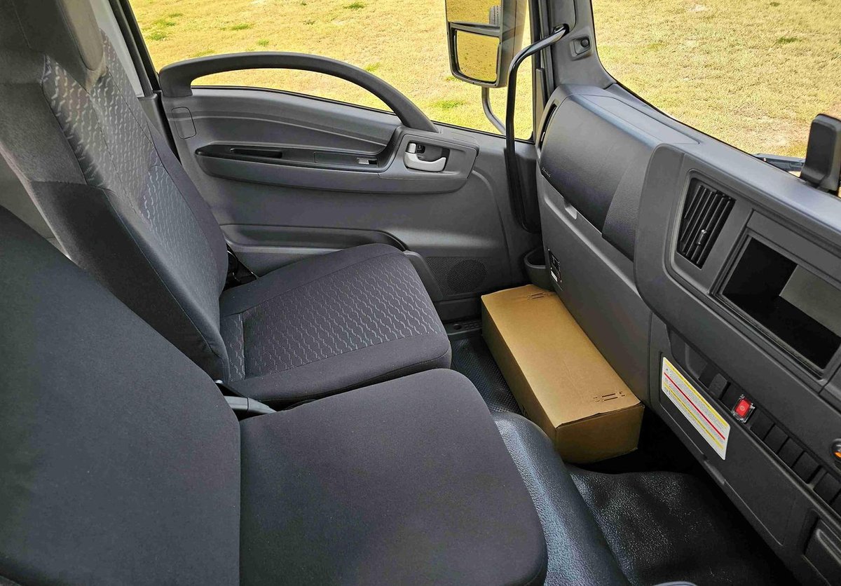2025 Isuzu Frr 110-240 Am R56 image 15