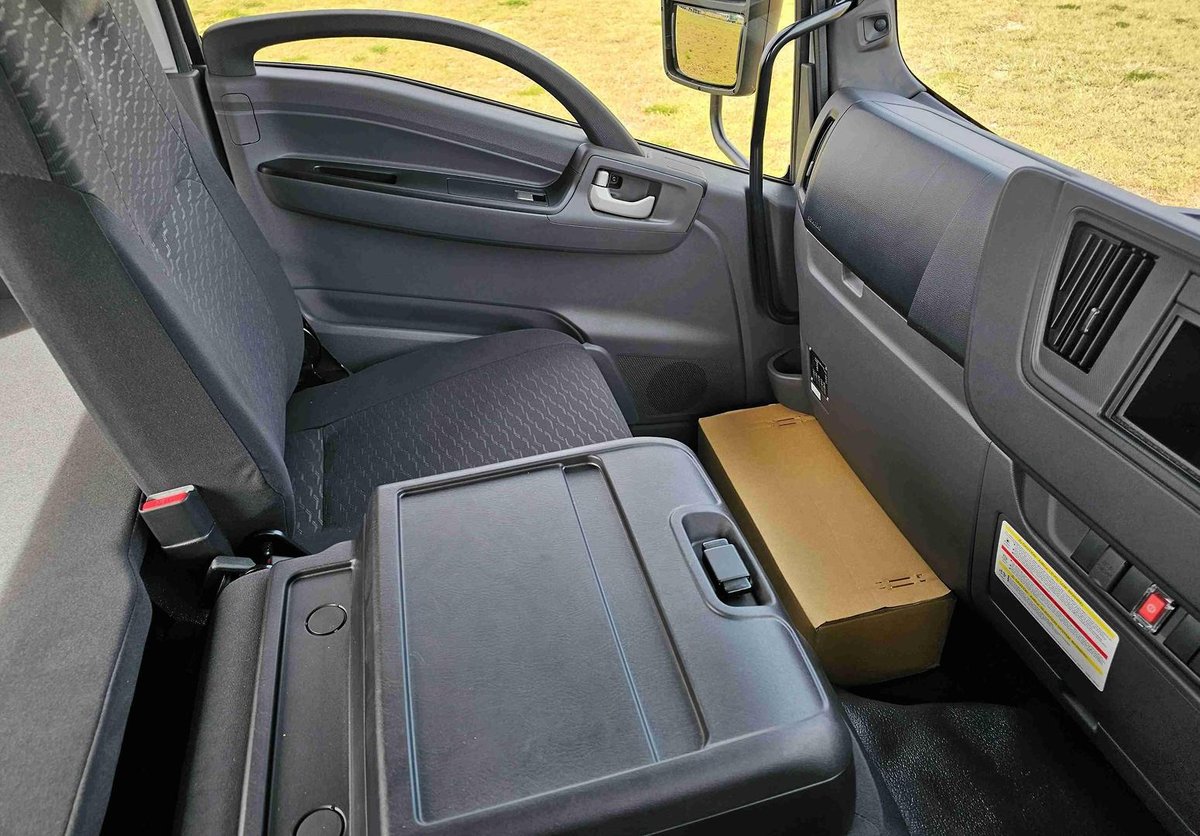 2025 Isuzu Frr 110-240 Am R56 image 14