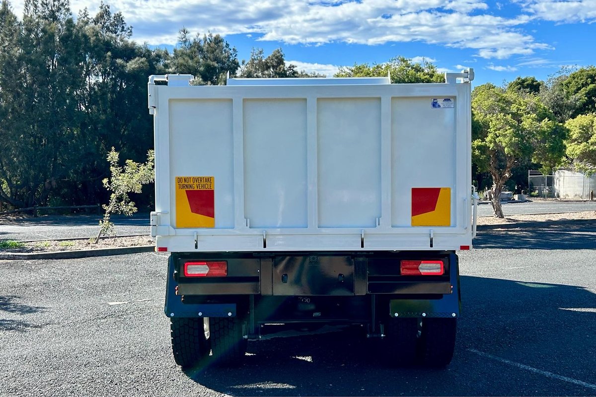 2025 Isuzu F Series FXY 260-355 AT R45 image 4