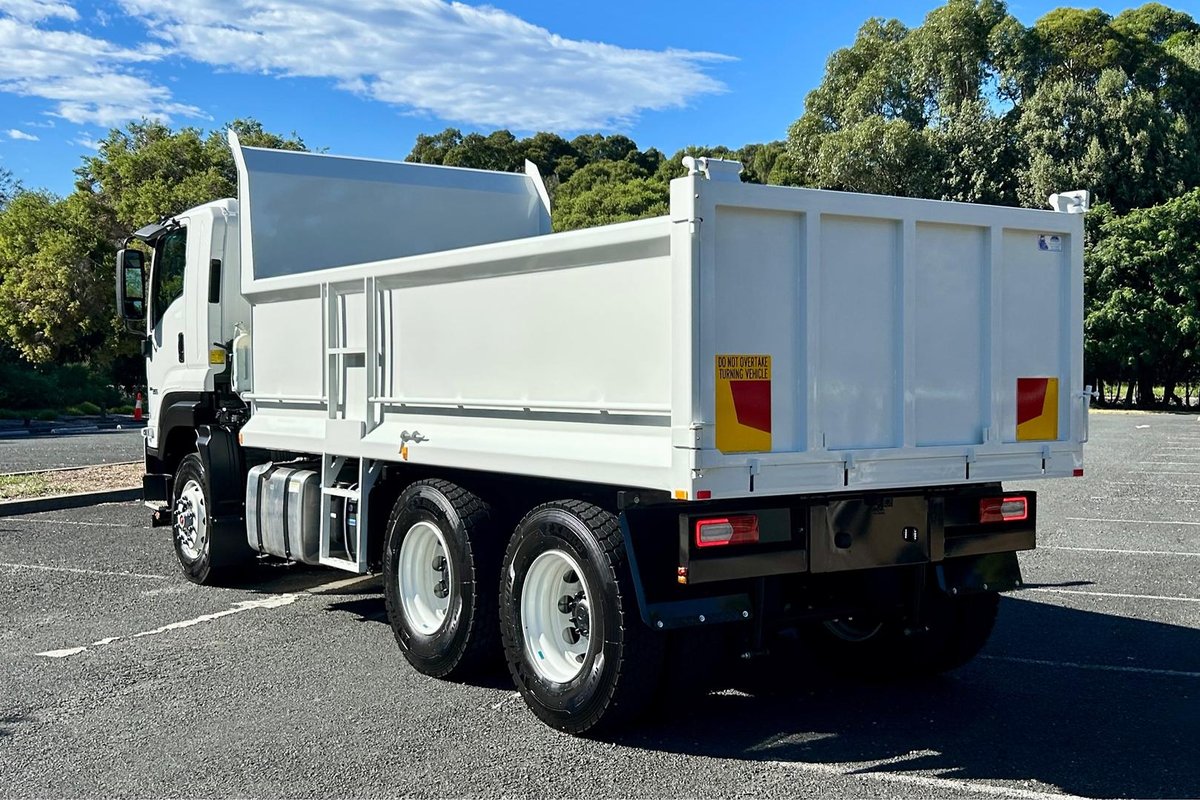 2025 Isuzu F Series FXY 260-355 AT R45 image 3