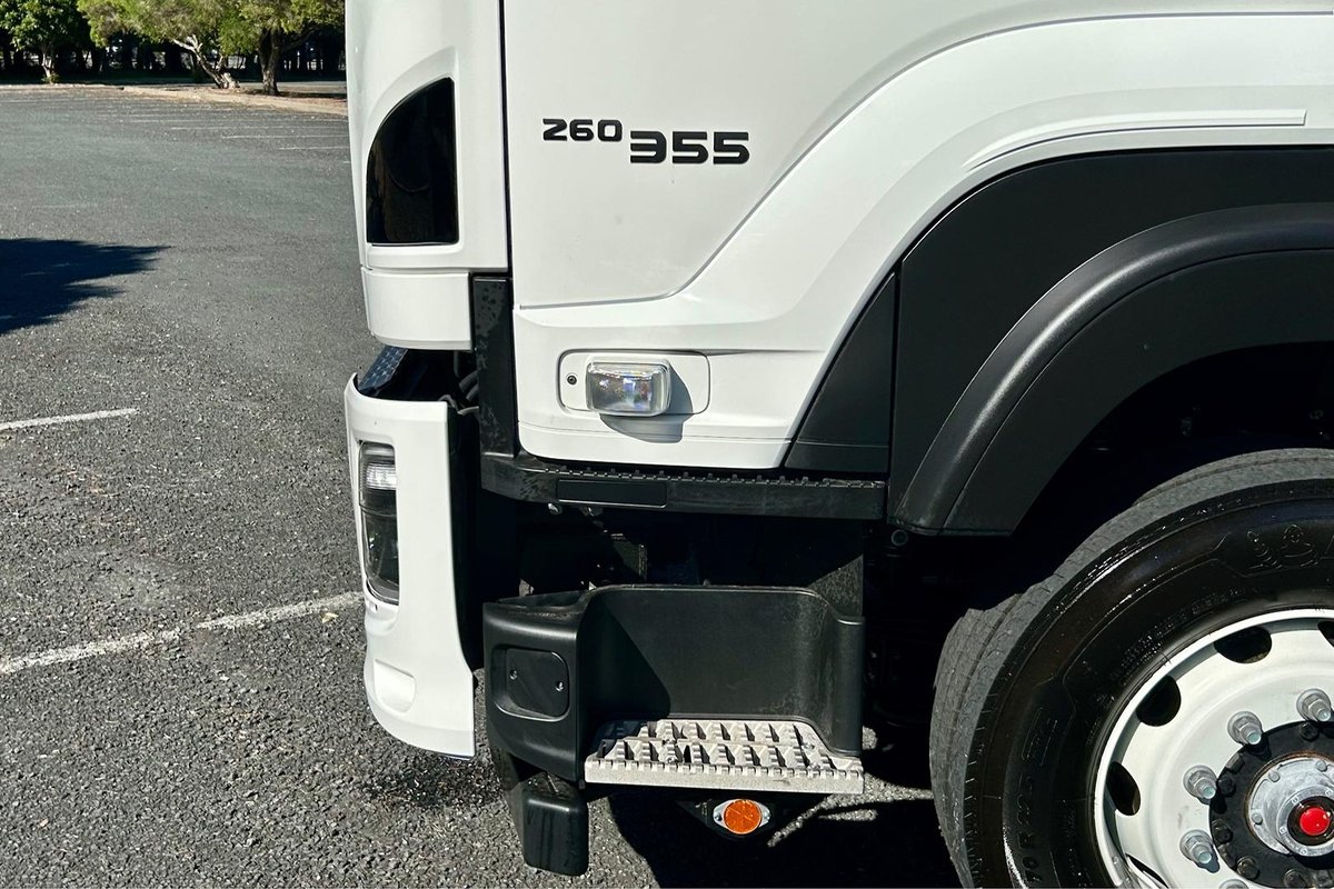 2025 Isuzu F Series FXY 260-355 AT R45 image 9
