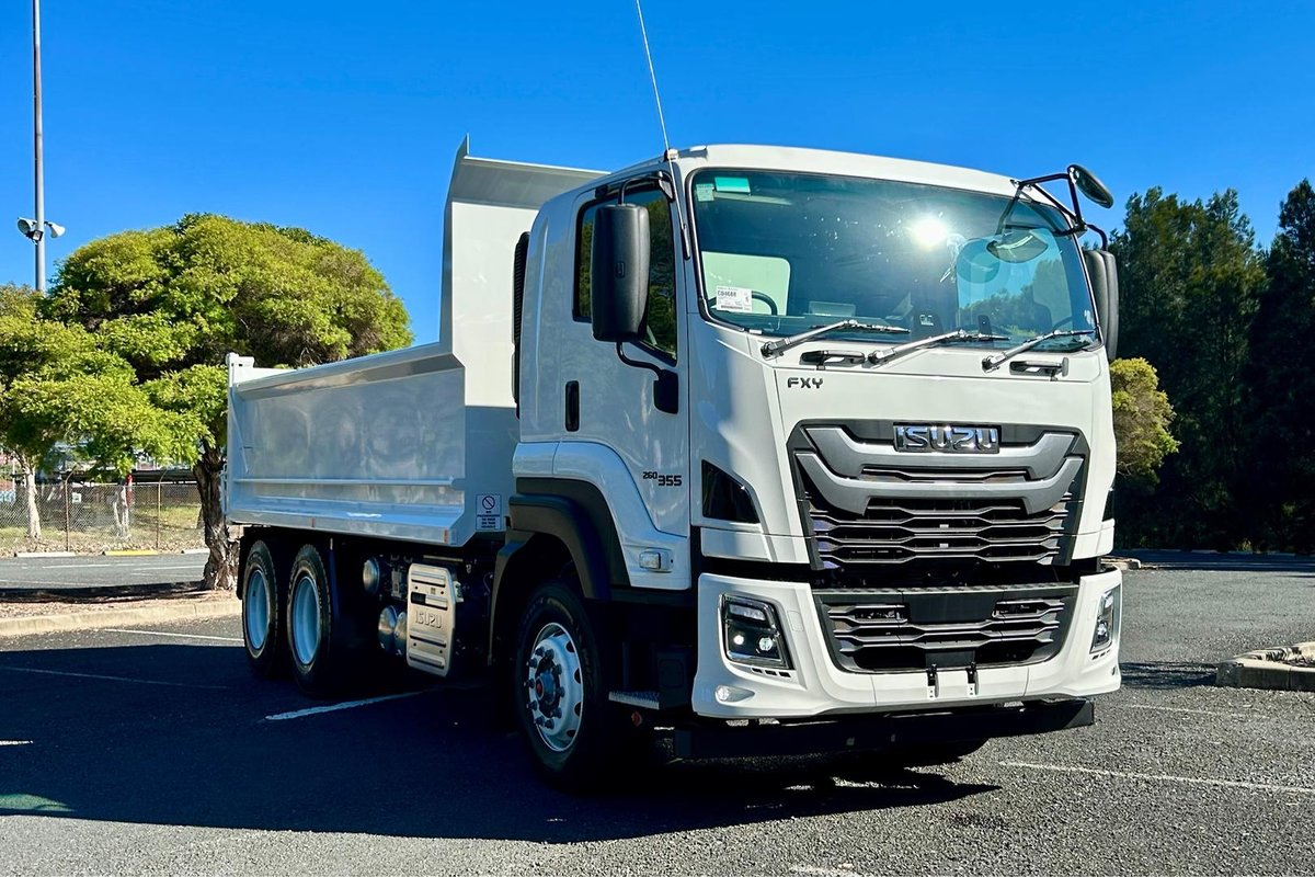 2025 Isuzu F Series FXY 260-355 AT R45 image 7