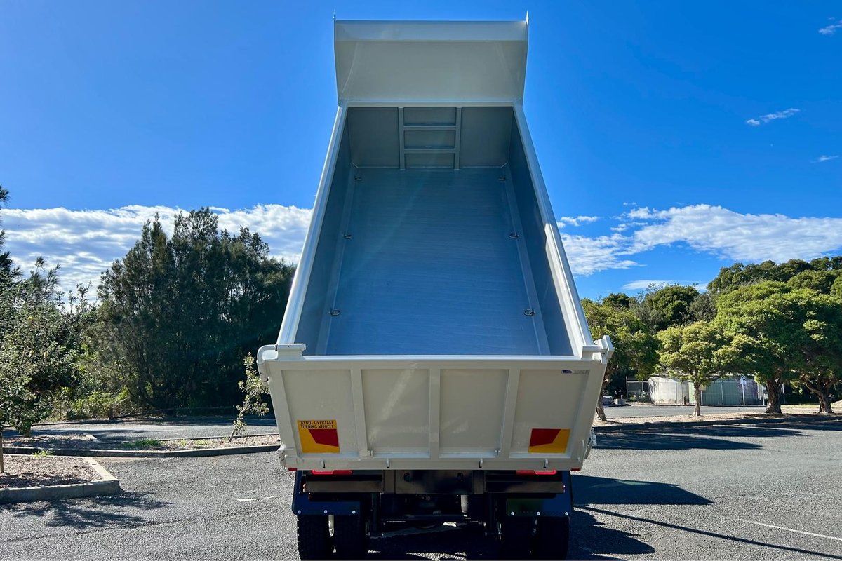 2025 Isuzu F Series FXY 260-355 AT R45 image 14