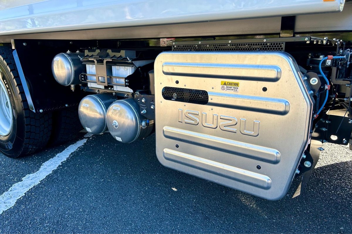 2025 Isuzu F Series FXY 260-355 AT R45 image 31