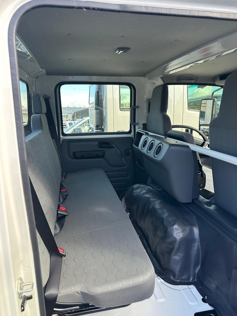 2025 Isuzu N Series image 5