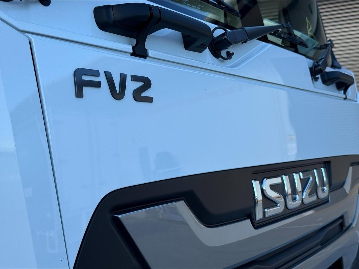 2026 Isuzu F Series image 9