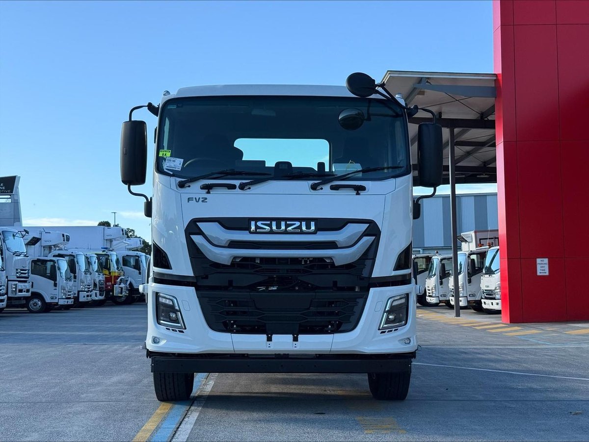 2026 Isuzu F Series image 2