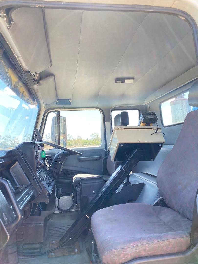 2004 Iveco Acco F2350g 260 image 12