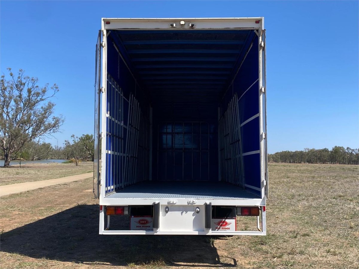 2016 Fuso Fighter 1427 image 9